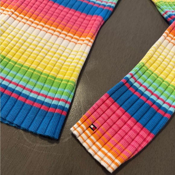 2004 Vintage Tommy Hilfiger Rainbow Striped Sweater size Small - Picture 5 of 8